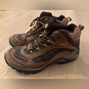 Merrell Women’s Siren Waterproof Mid Leather Hiking Boot - Size 8.5